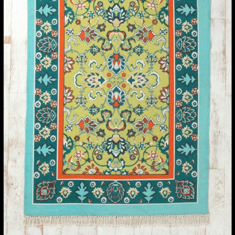 UO Limited Edition“Magic Thinking Bazaar Rug”